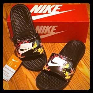 Nike slides
